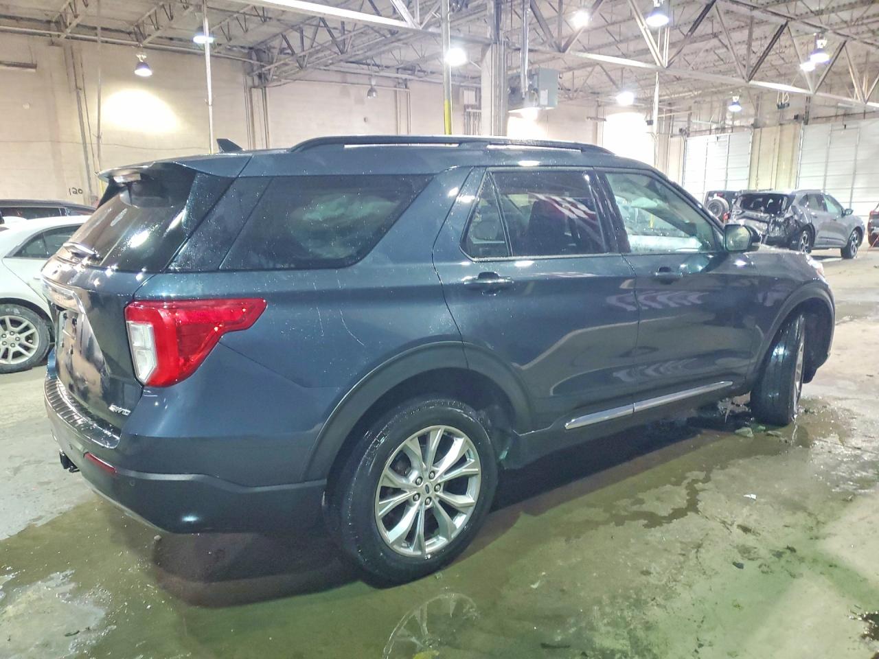 2024 FORD EXPLORER XLT photo 5