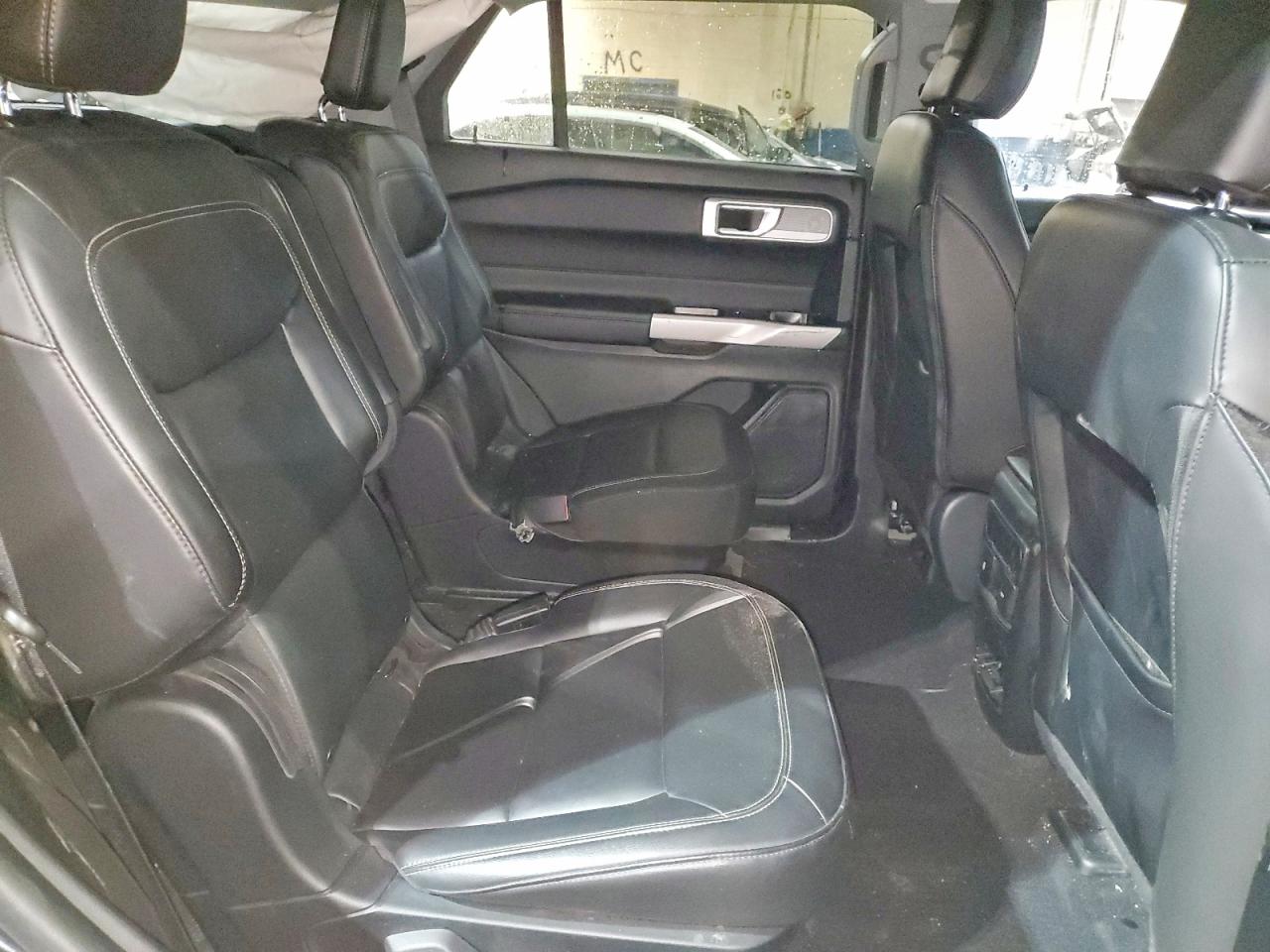 2024 FORD EXPLORER XLT photo 21