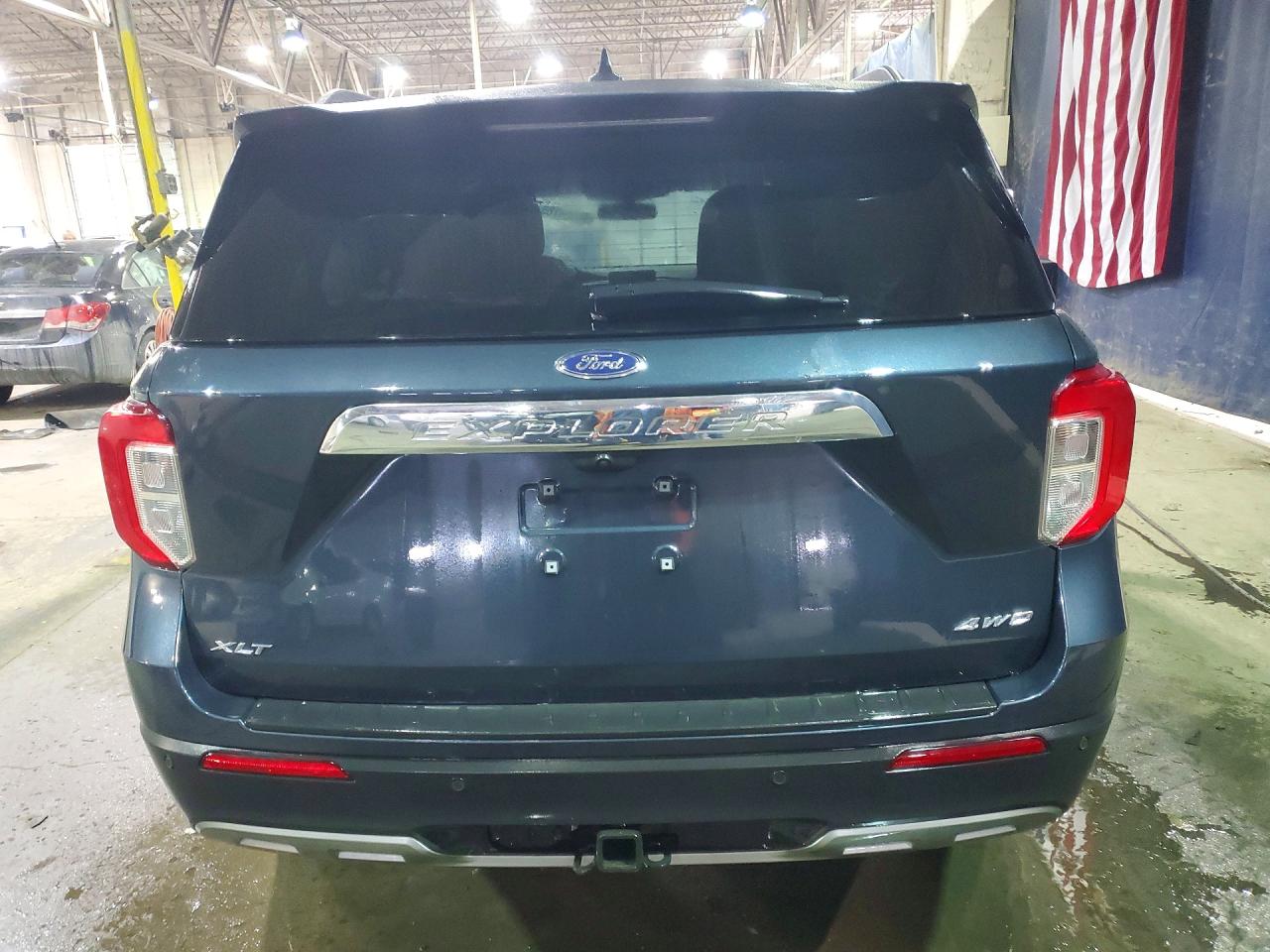 2024 FORD EXPLORER XLT photo 11
