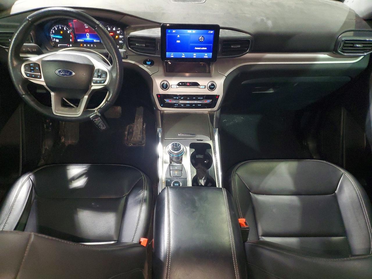 2024 FORD EXPLORER XLT photo 15