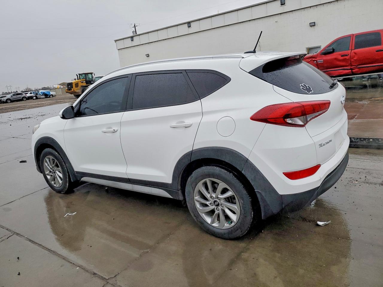 2017 HYUNDAI TUCSON photo 2