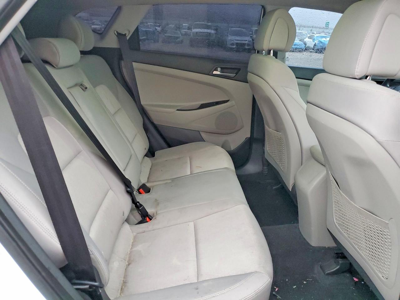 2017 HYUNDAI TUCSON photo 11