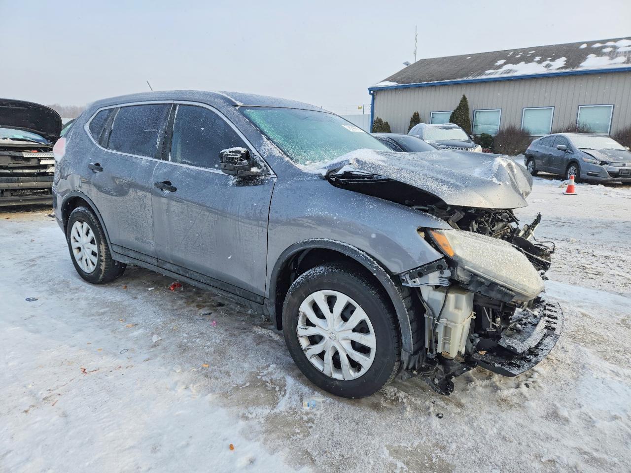 2016 NISSAN ROGUE S photo 4
