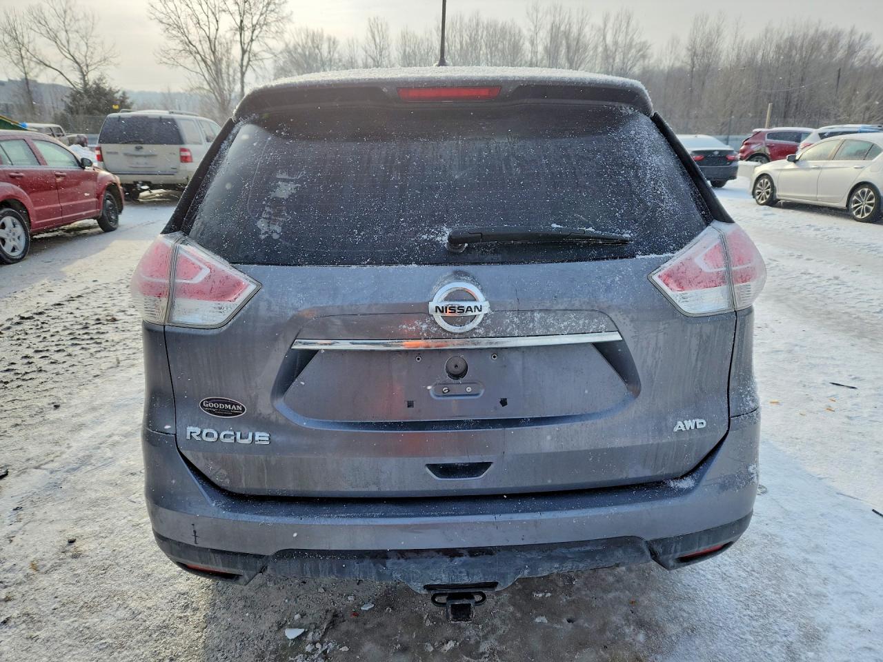 2016 NISSAN ROGUE S photo 6