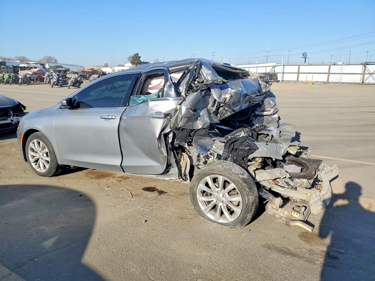 2015 CHRYSLER 200 C photo 2