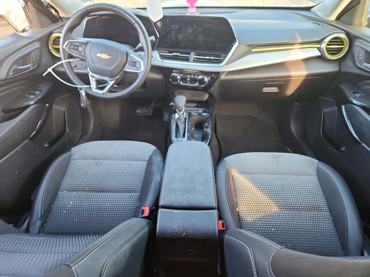 2025 CHEVROLET TRAX 1LT photo 8