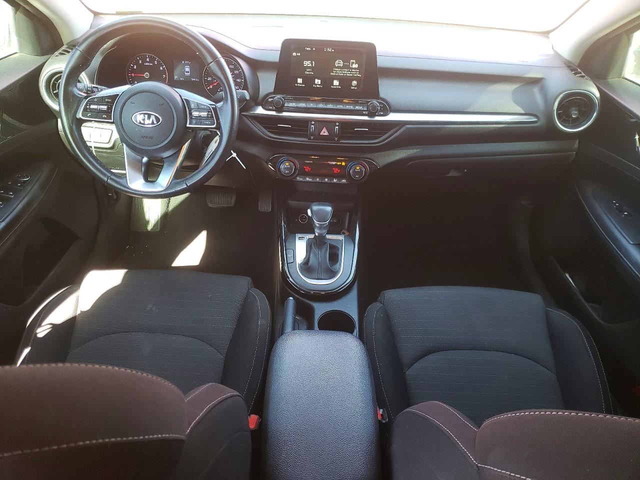 2019 KIA FORTE GT LINE photo 8