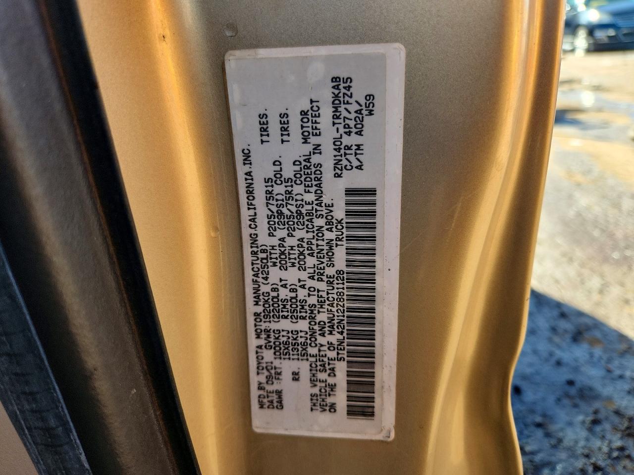 2002 TOYOTA TACOMA photo 23