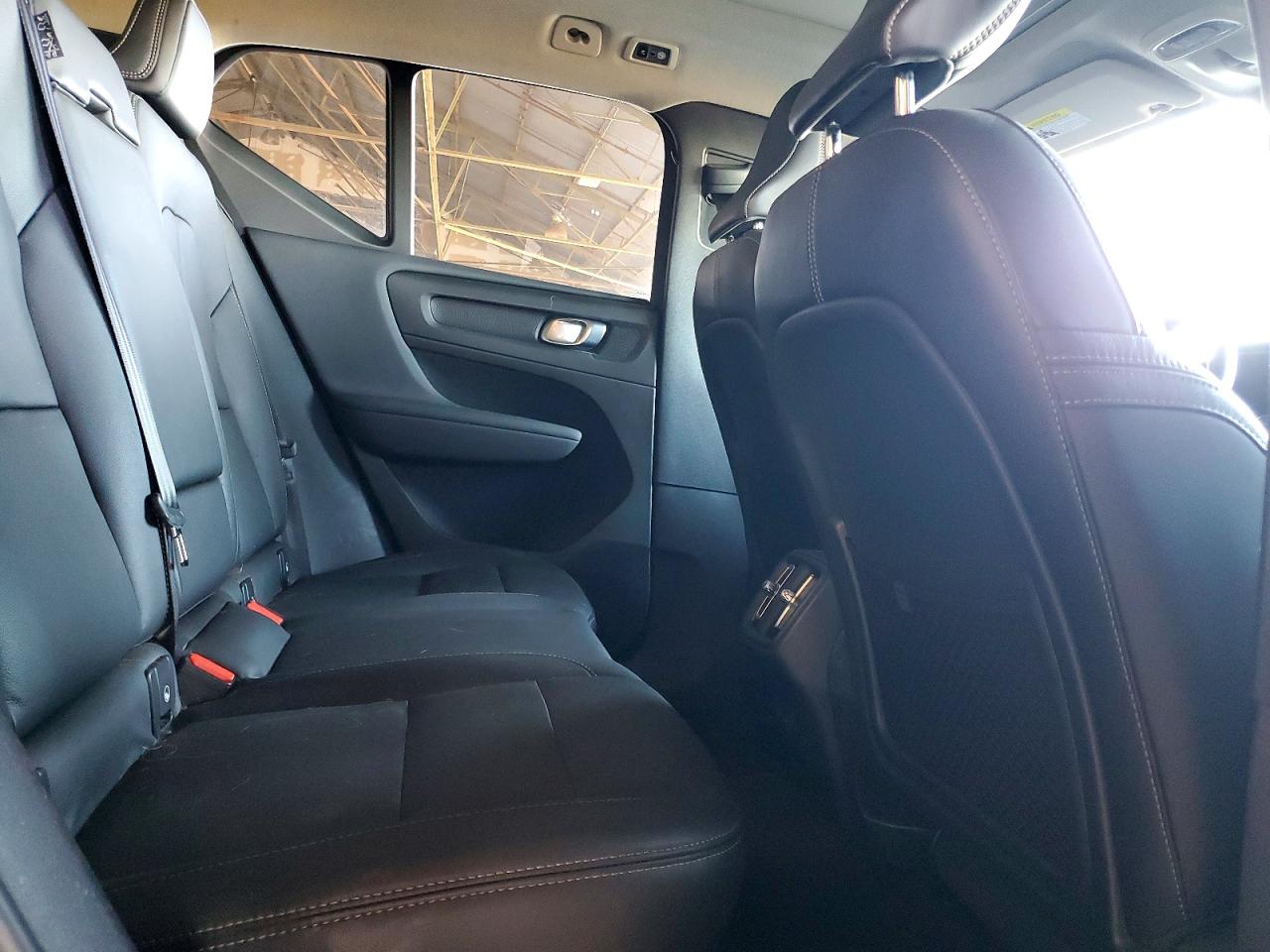 2021 VOLVO XC40 T5 INSCRIPTION photo 31