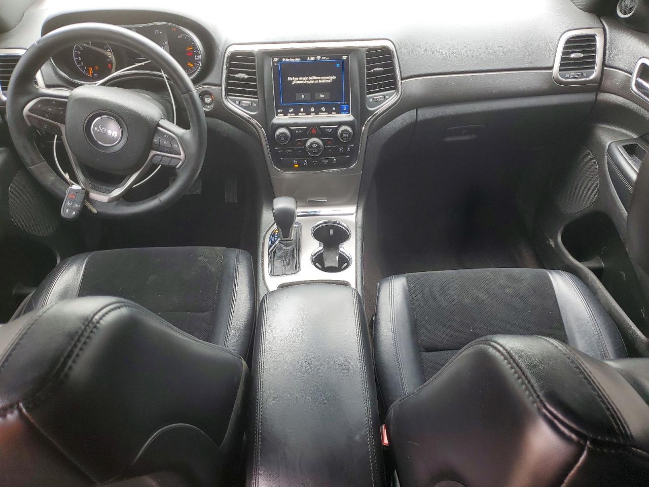2018 JEEP GRAND CHEROKEE LAREDO photo 8
