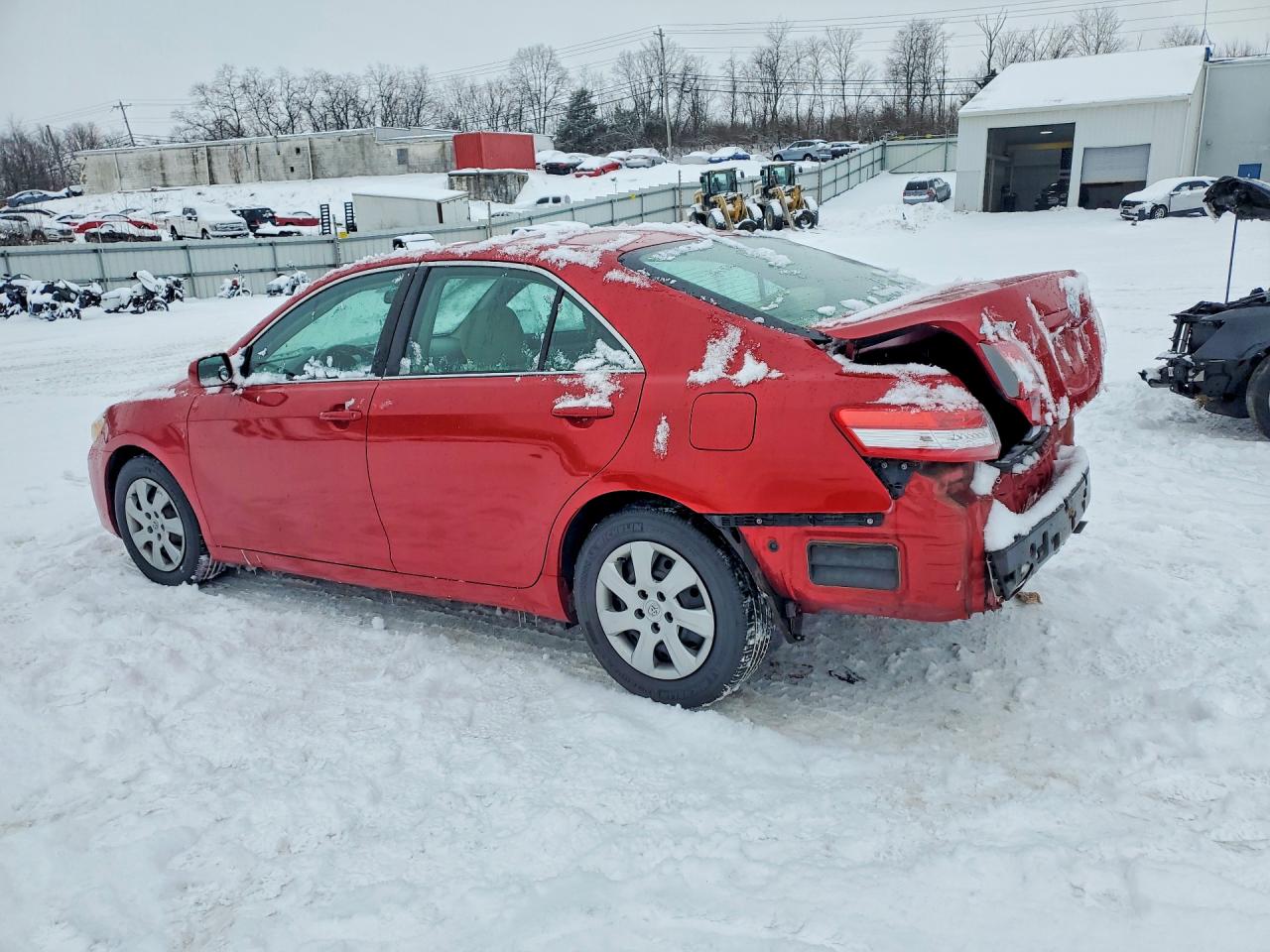 2010 TOYOTA CAMRY BASE photo 3
