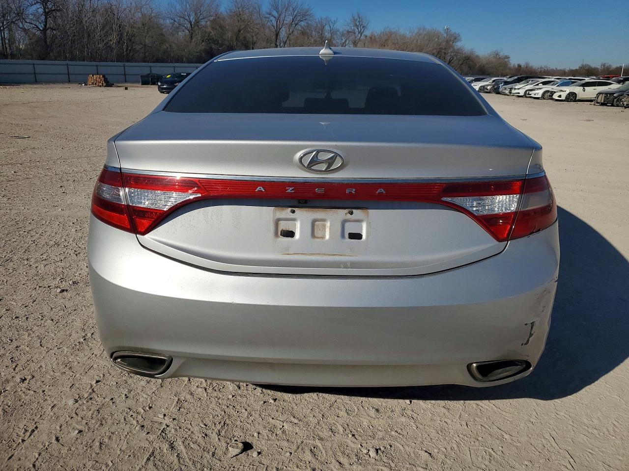2012 HYUNDAI AZERA BASE photo 16