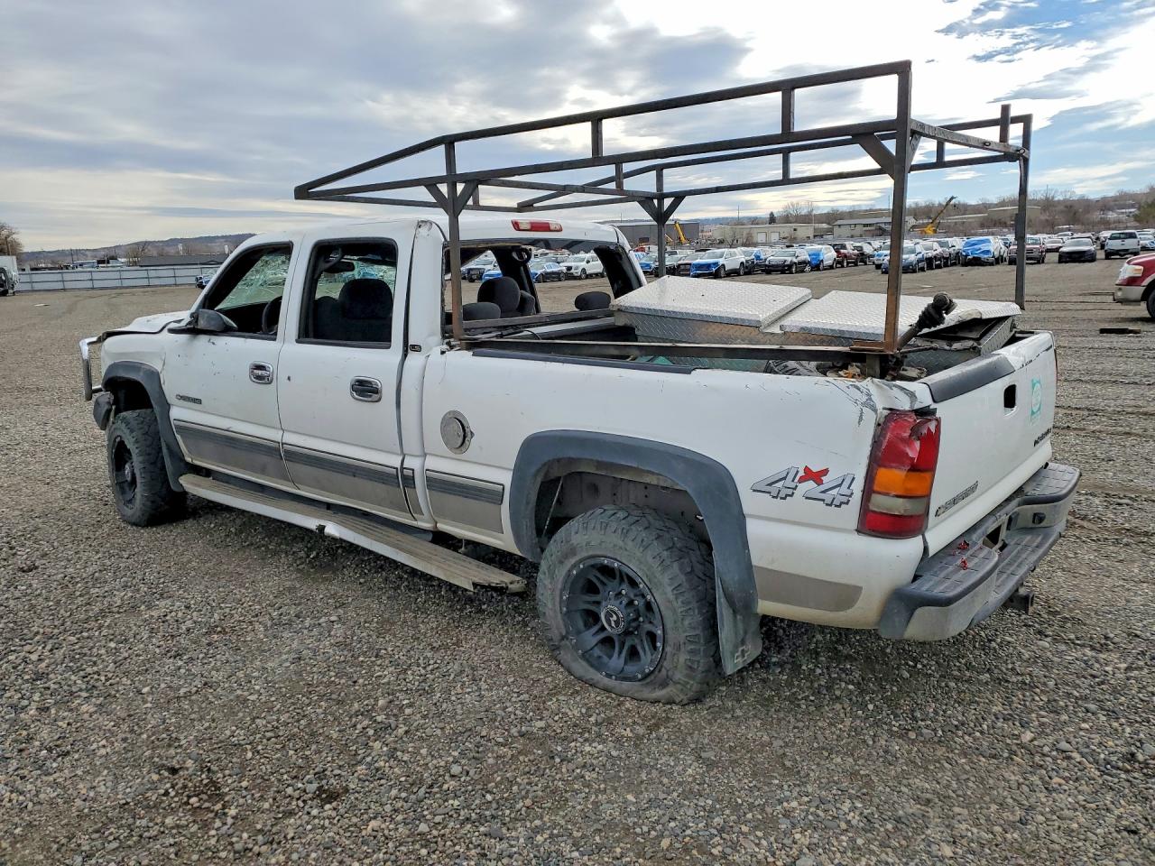 2002 CHEVROLET SILVERADO K2500 HEAVY DUTY photo 2