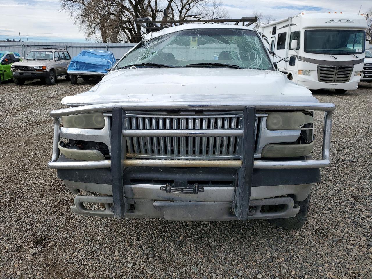 2002 CHEVROLET SILVERADO K2500 HEAVY DUTY photo 5