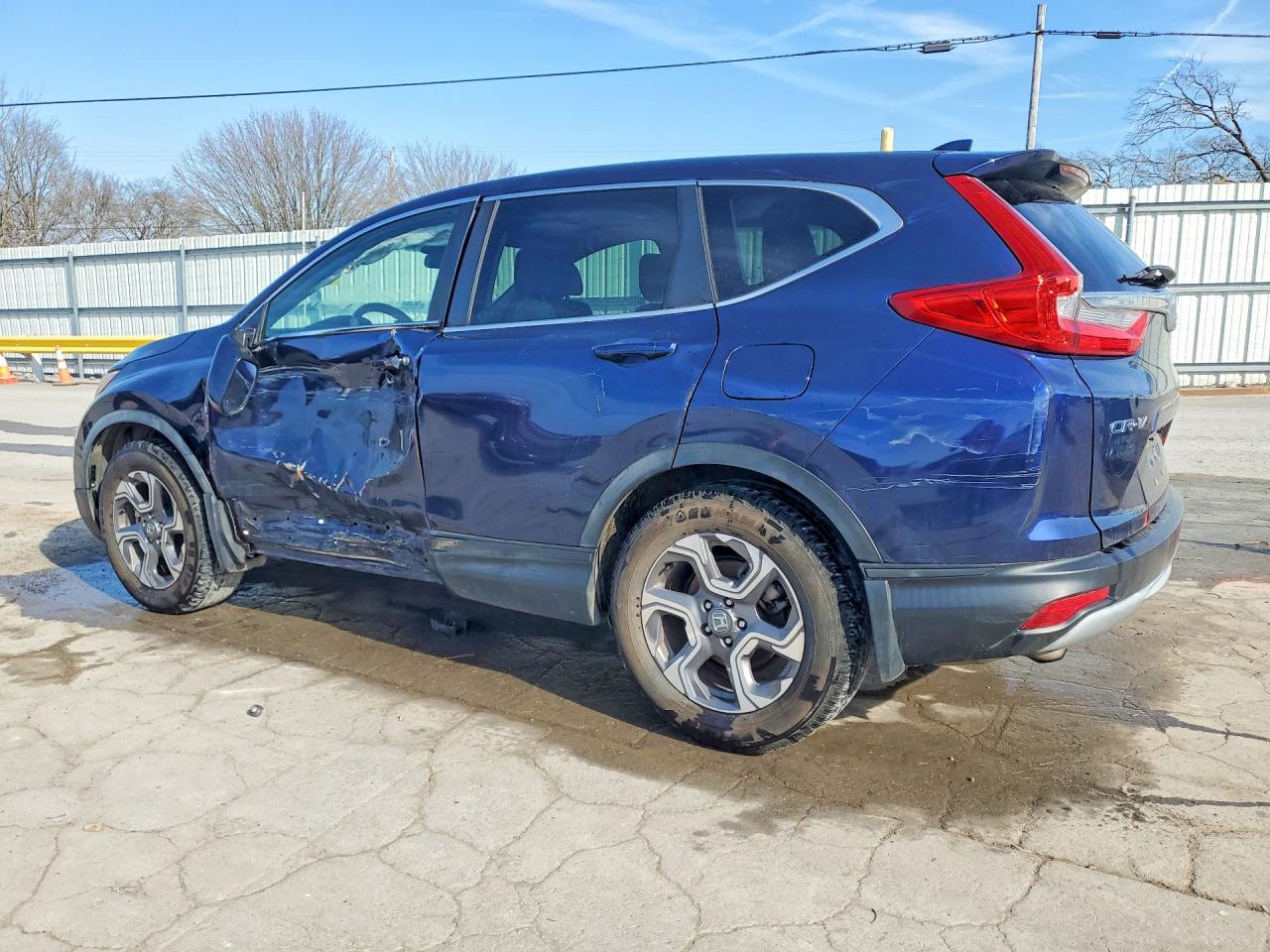 2017 HONDA CR-V EX photo 2