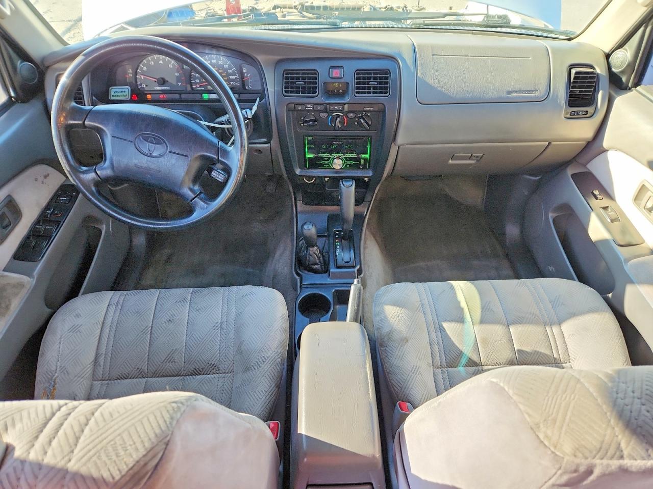 2002 TOYOTA 4RUNNER SR5 photo 8