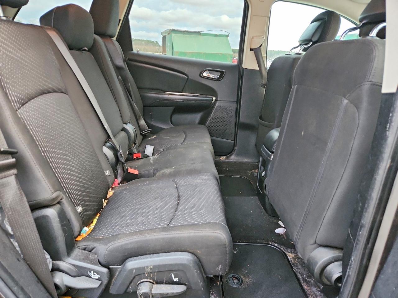 2018 DODGE JOURNEY SE photo 31