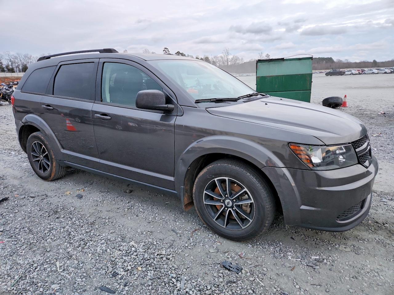 2018 DODGE JOURNEY SE photo 10