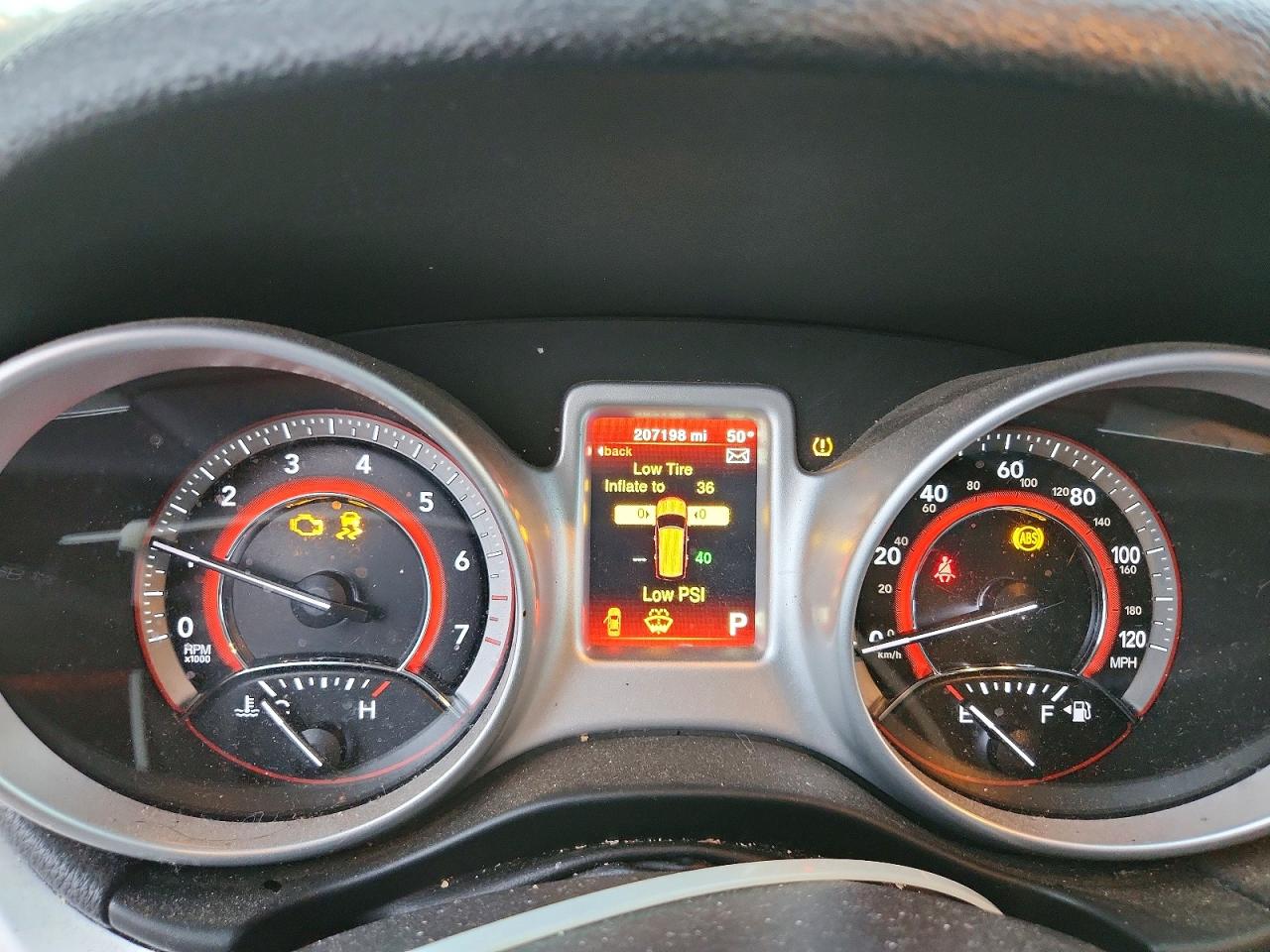2018 DODGE JOURNEY SE photo 25