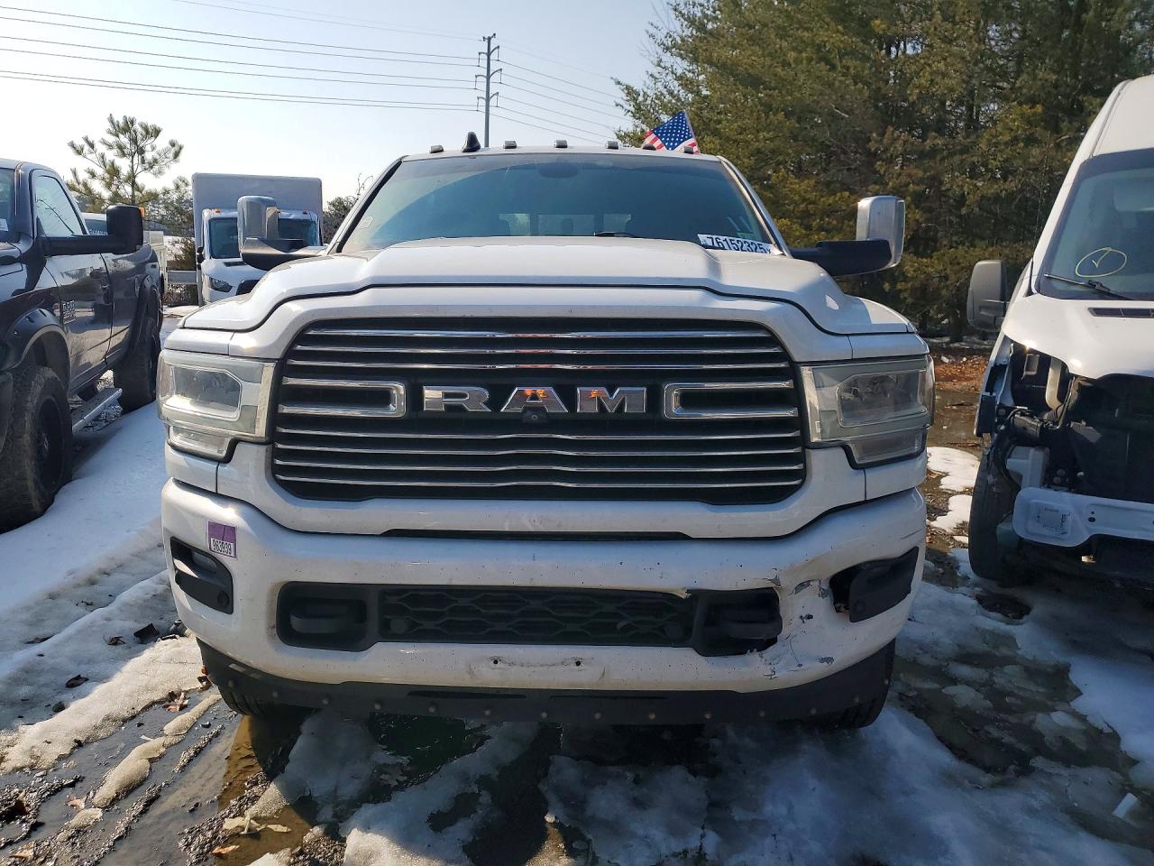 2019 RAM 3500 TRUCK CAB AND CHASSIS photo 9