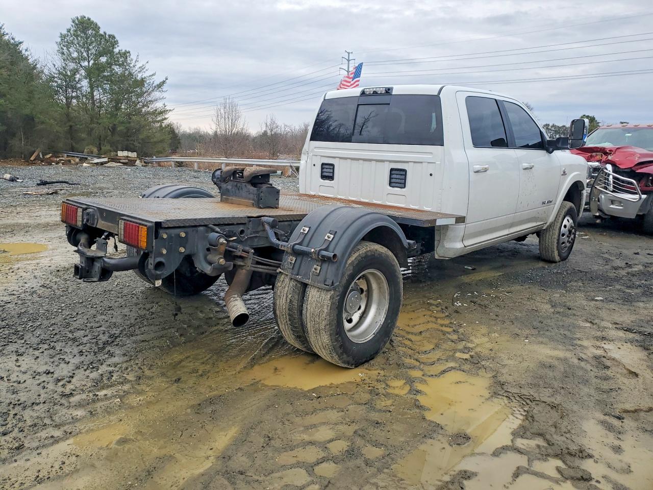 2019 RAM 3500 TRUCK CAB AND CHASSIS photo 5
