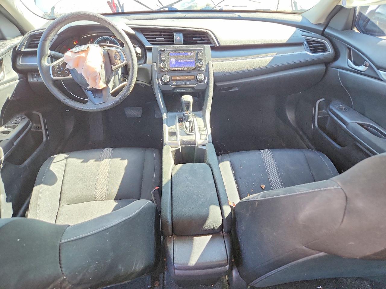 2020 HONDA CIVIC LX photo 8