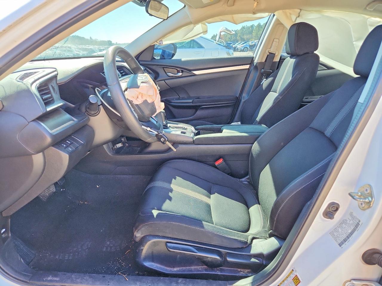 2020 HONDA CIVIC LX photo 7