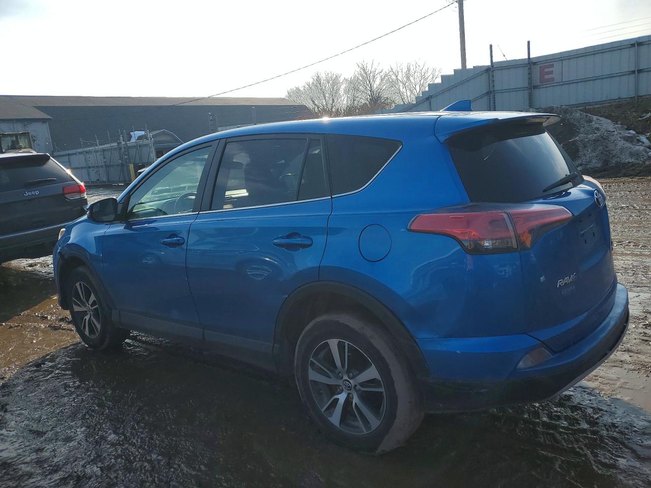 2018 TOYOTA RAV4 ADVENTURE photo 4
