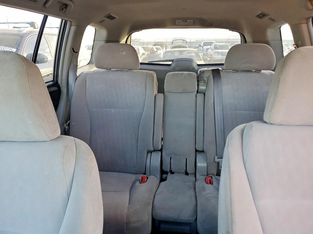 2011 TOYOTA HIGHLANDER BASE photo 28