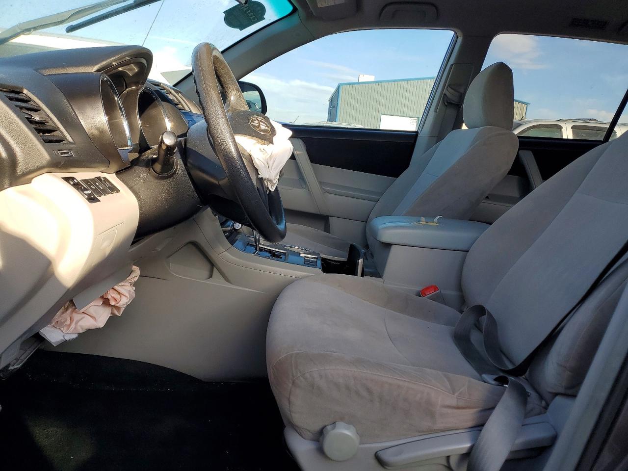 2011 TOYOTA HIGHLANDER BASE photo 19