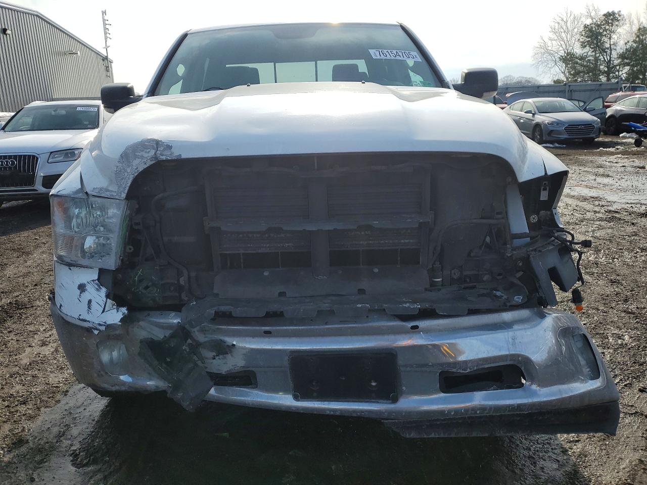 2014 RAM 1500 SLT photo 9