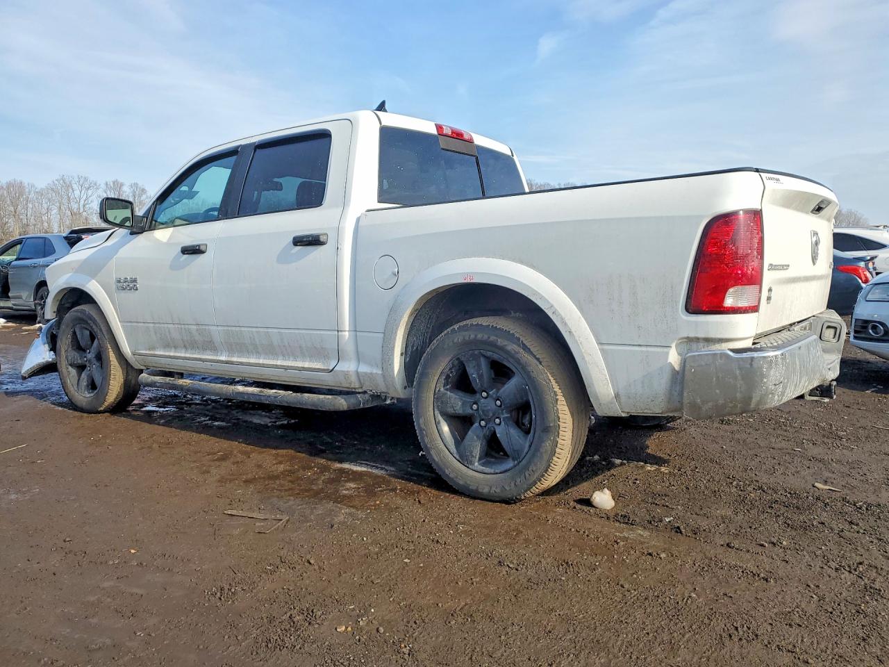 2014 RAM 1500 SLT photo 3