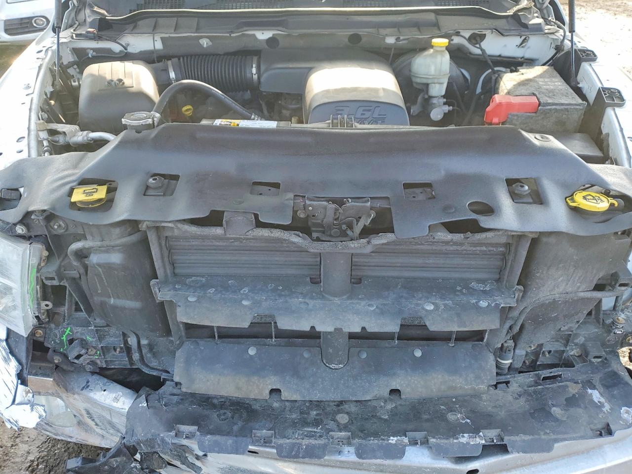 2014 RAM 1500 SLT photo 21
