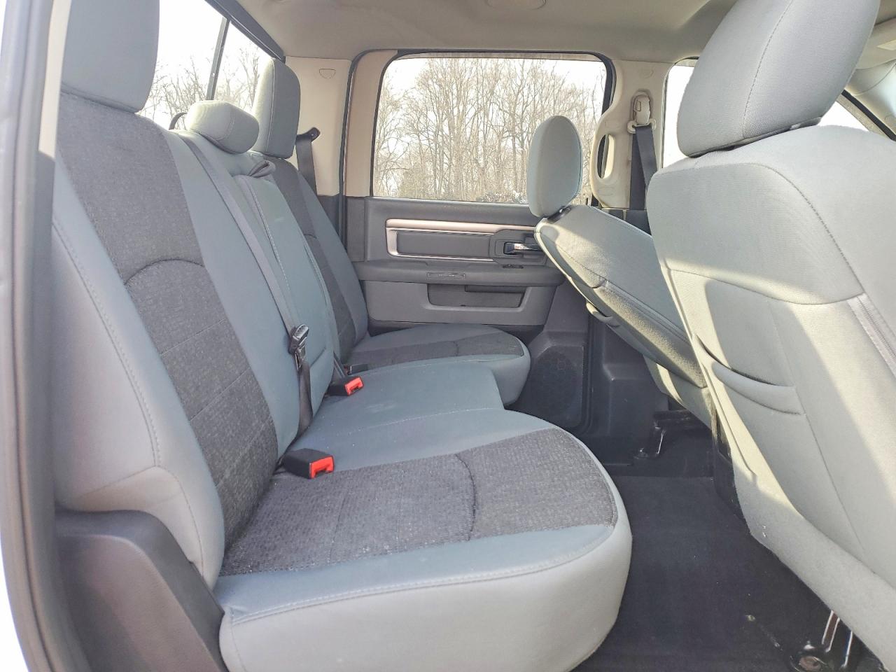 2014 RAM 1500 SLT photo 19
