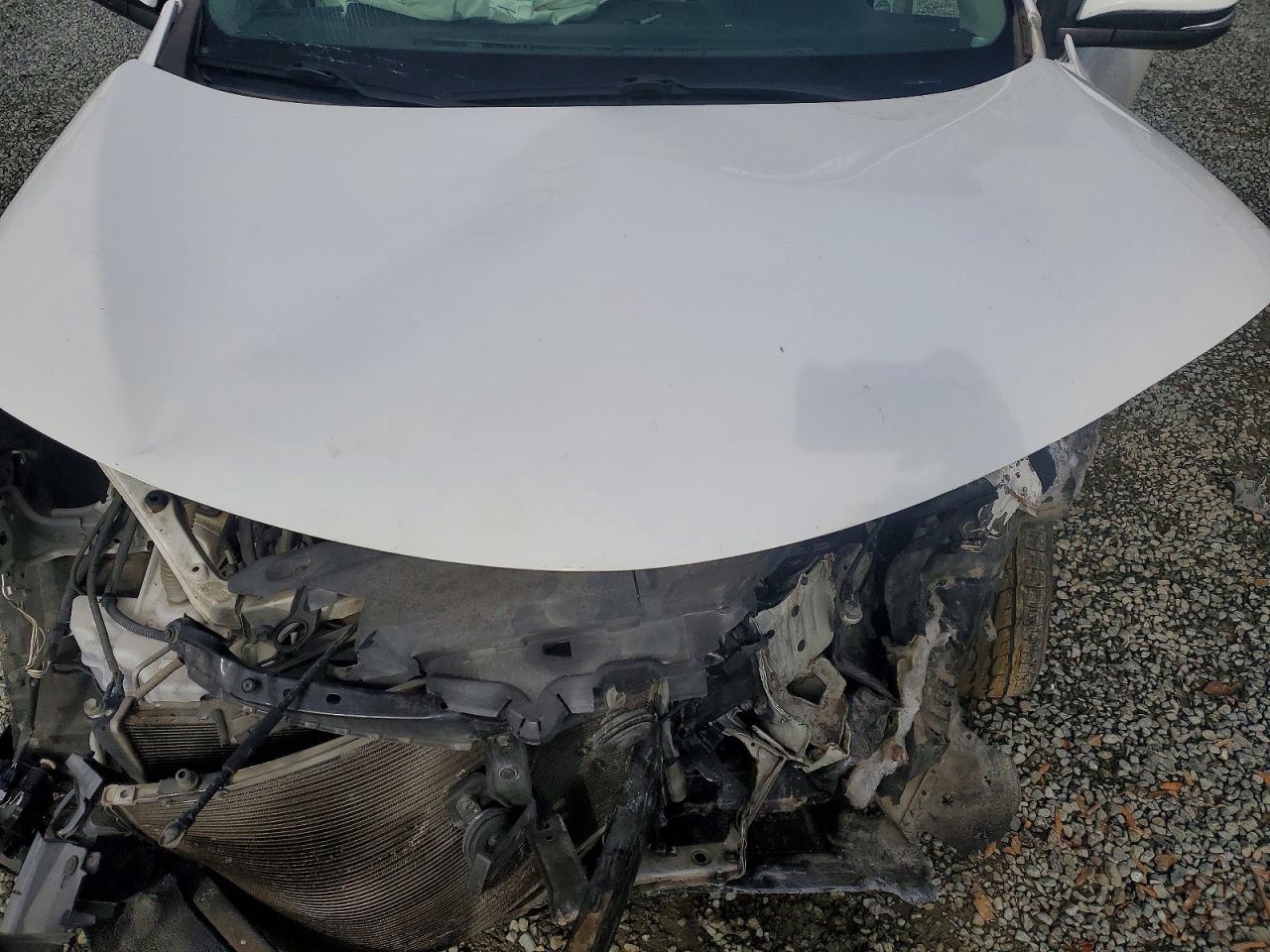 2013 TOYOTA RAV4 XLE photo 34