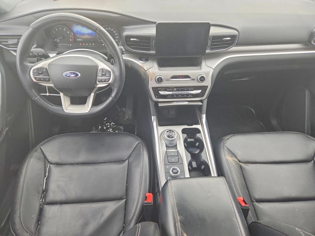 2020 FORD EXPLORER XLT  A photo 29
