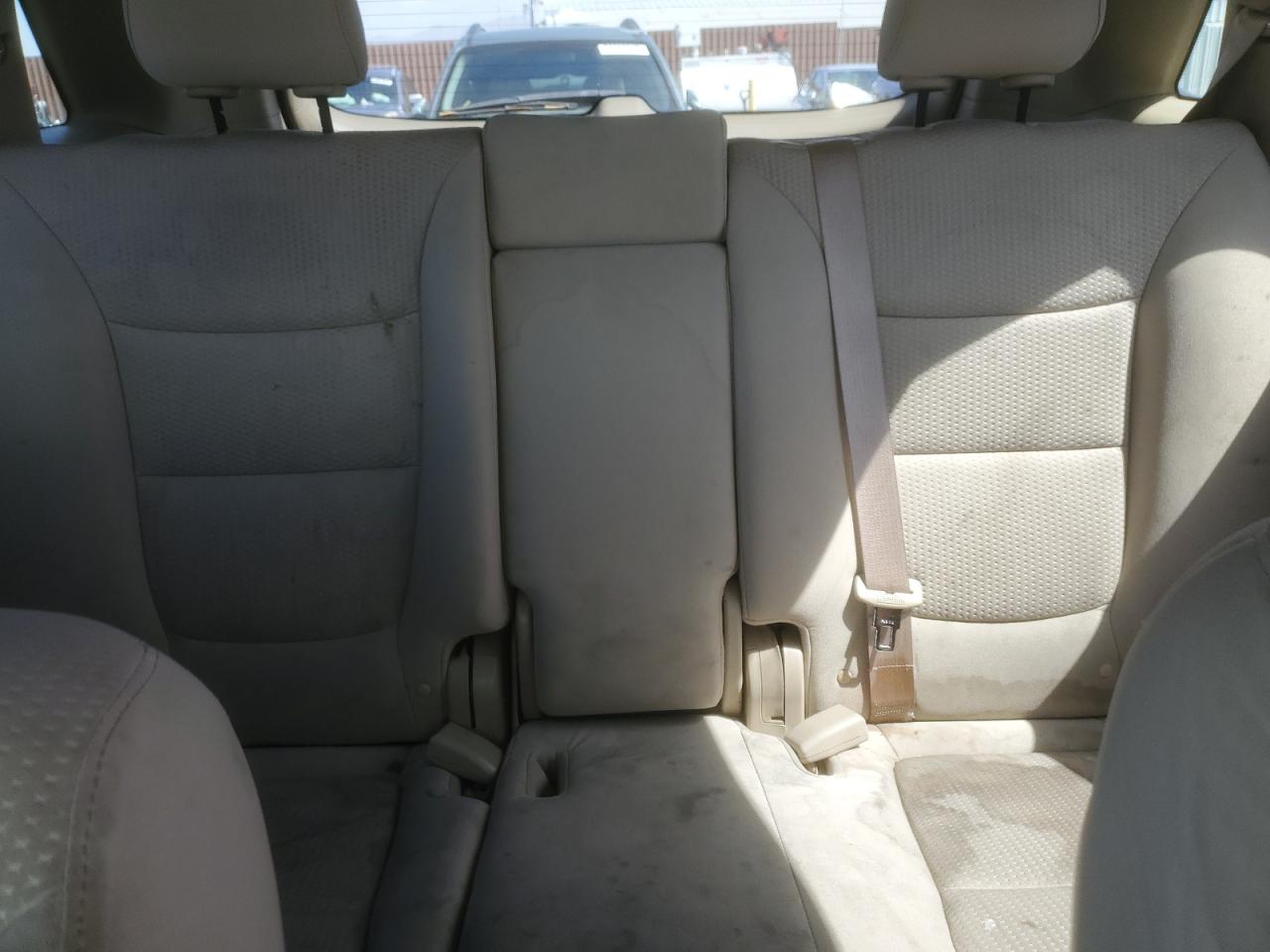 2011 KIA SORENTO BASE photo 28