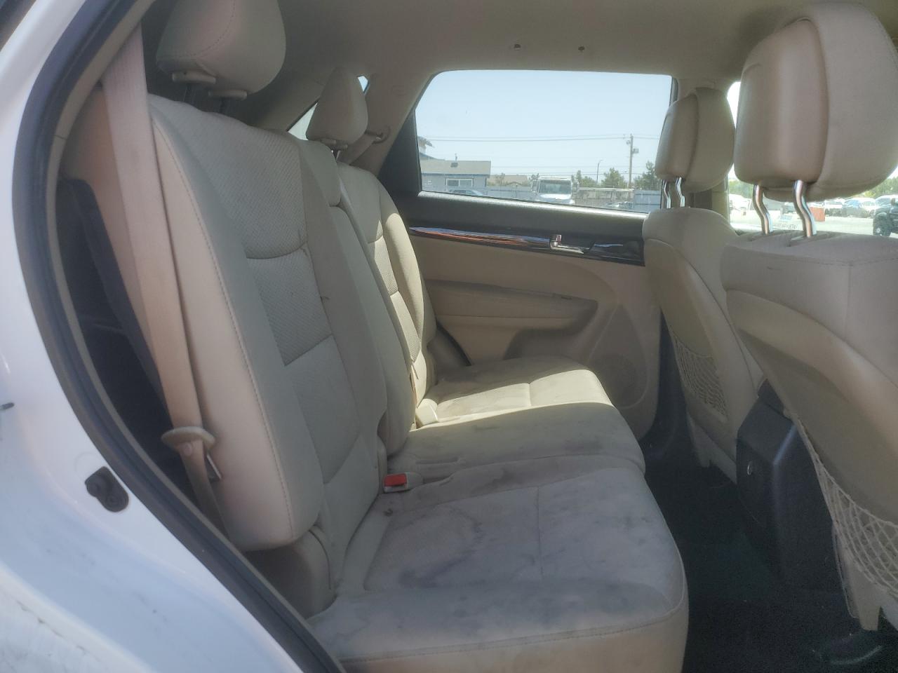 2011 KIA SORENTO BASE photo 31