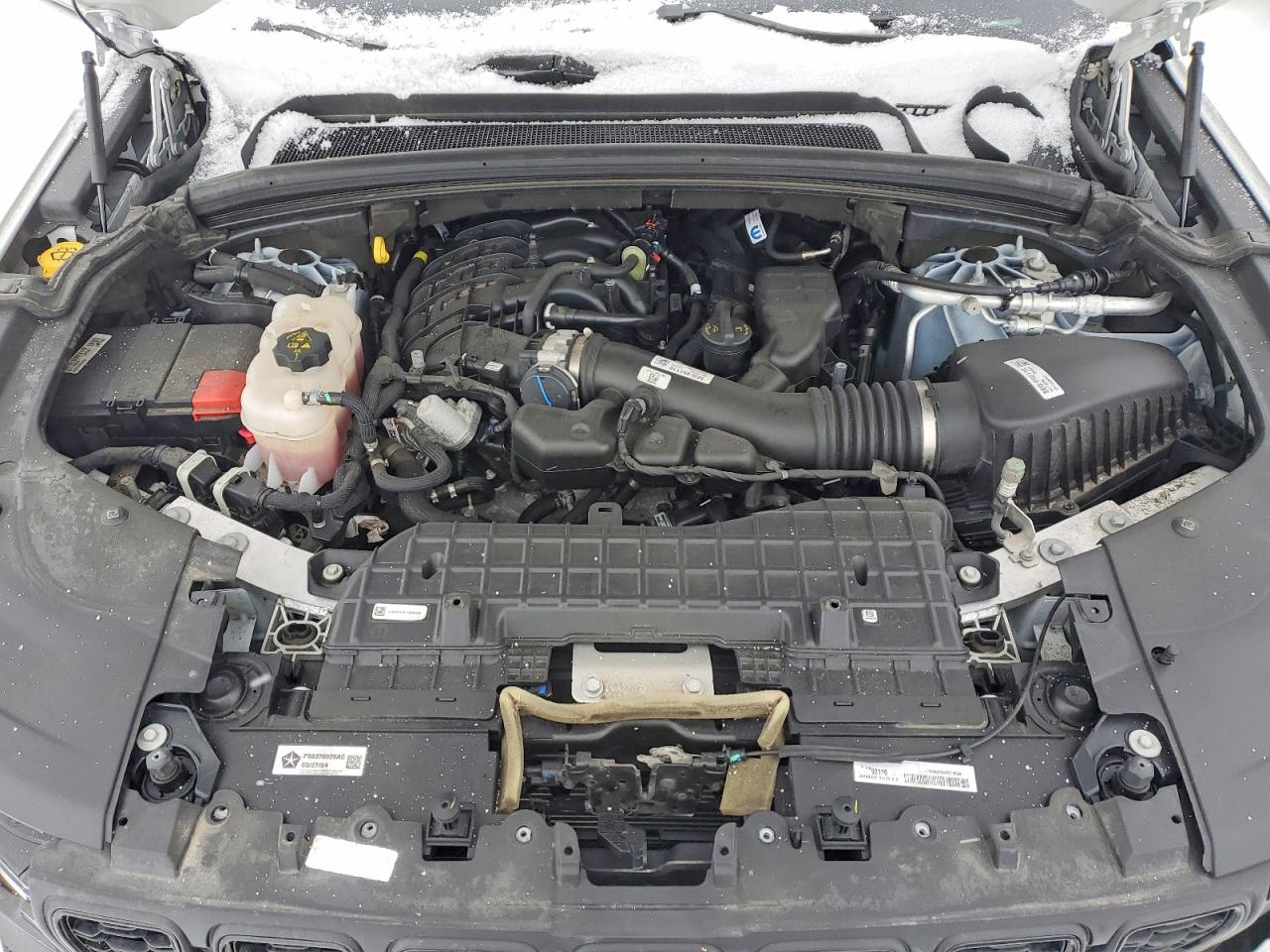 2024 JEEP GRAND CHEROKEE LAREDO photo 31