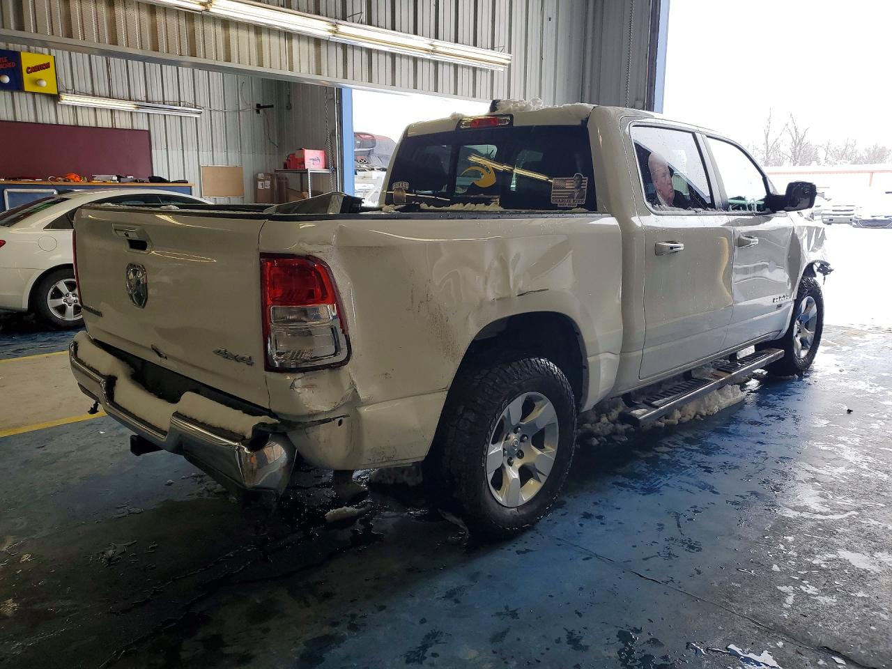 2019 RAM 1500 BIG HORN/LONE STAR photo 3