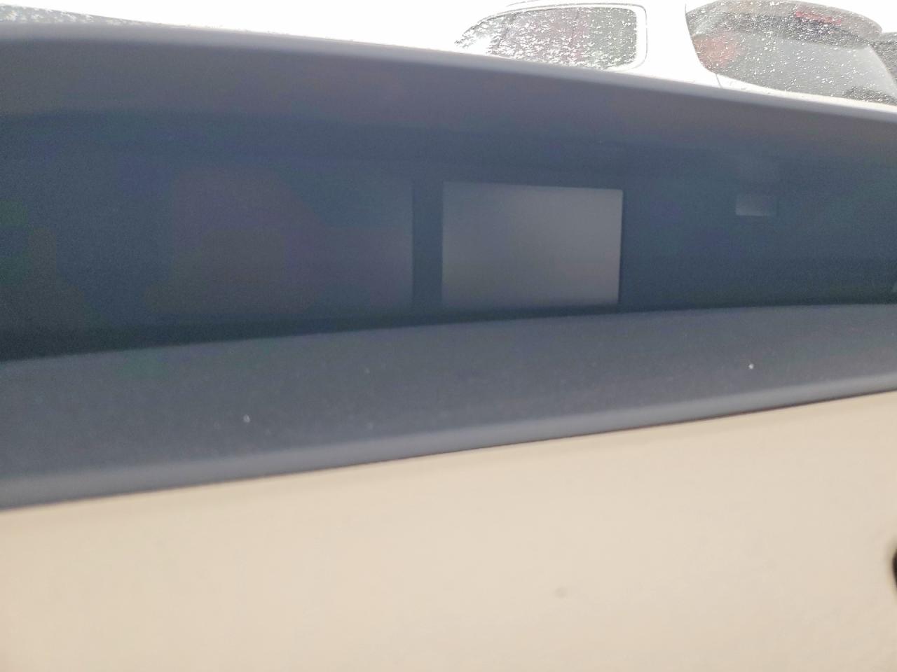 2019 TOYOTA PRIUS photo 17