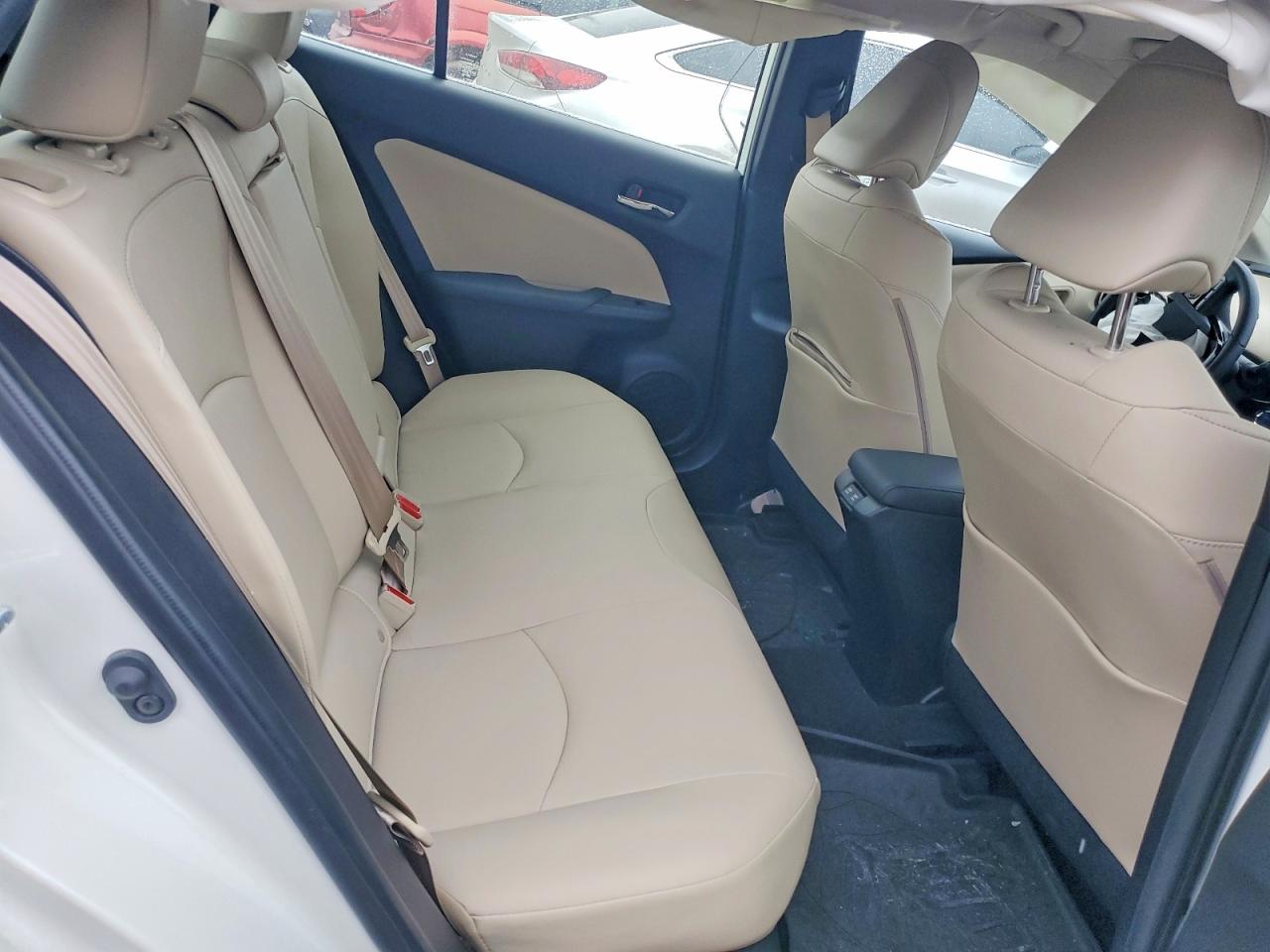 2019 TOYOTA PRIUS photo 19