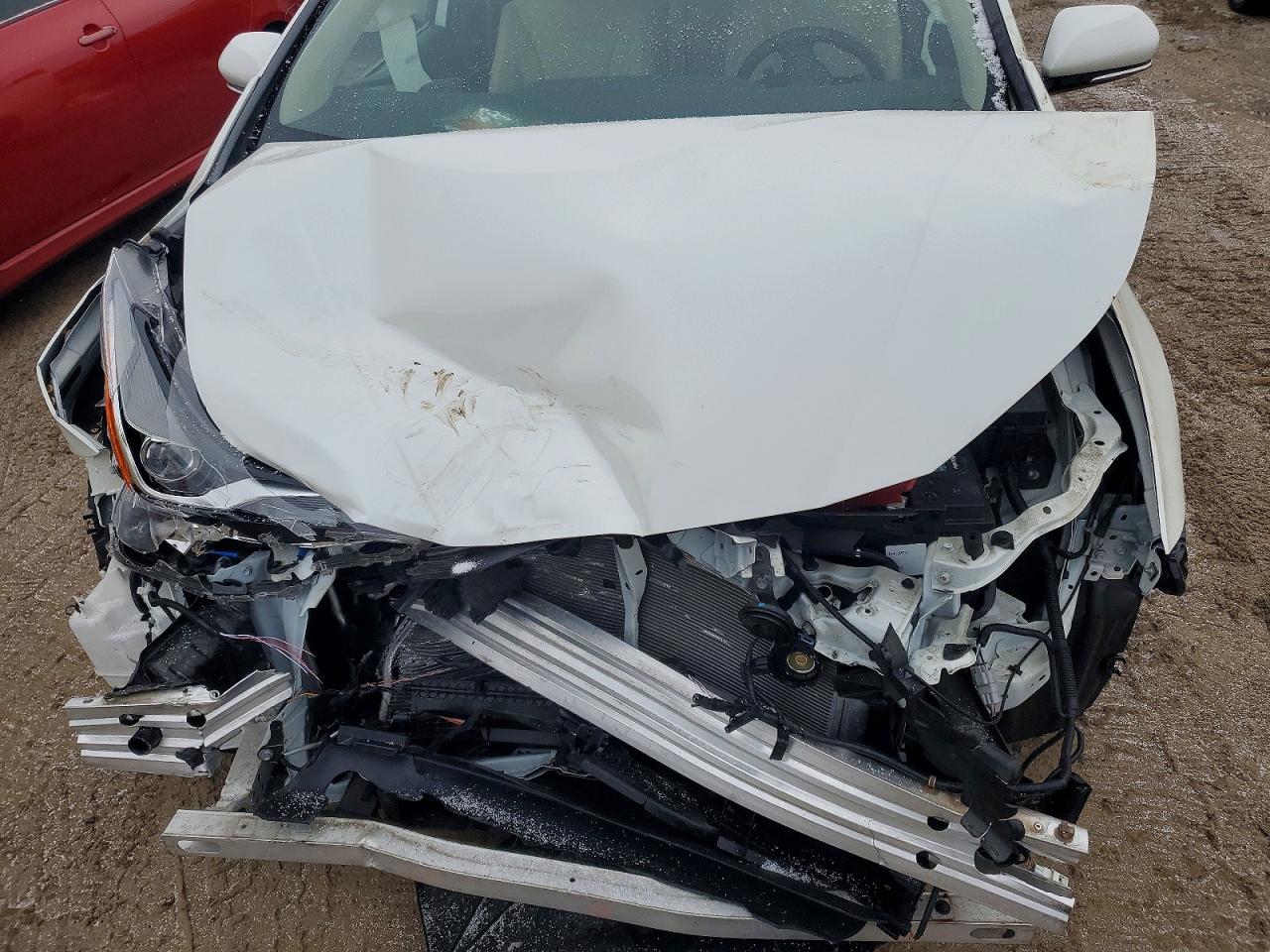 2019 TOYOTA PRIUS photo 21