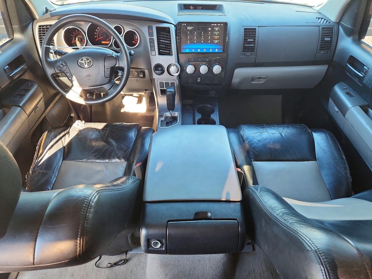 2011 TOYOTA TUNDRA DOUBLE CAB SR5 photo 22