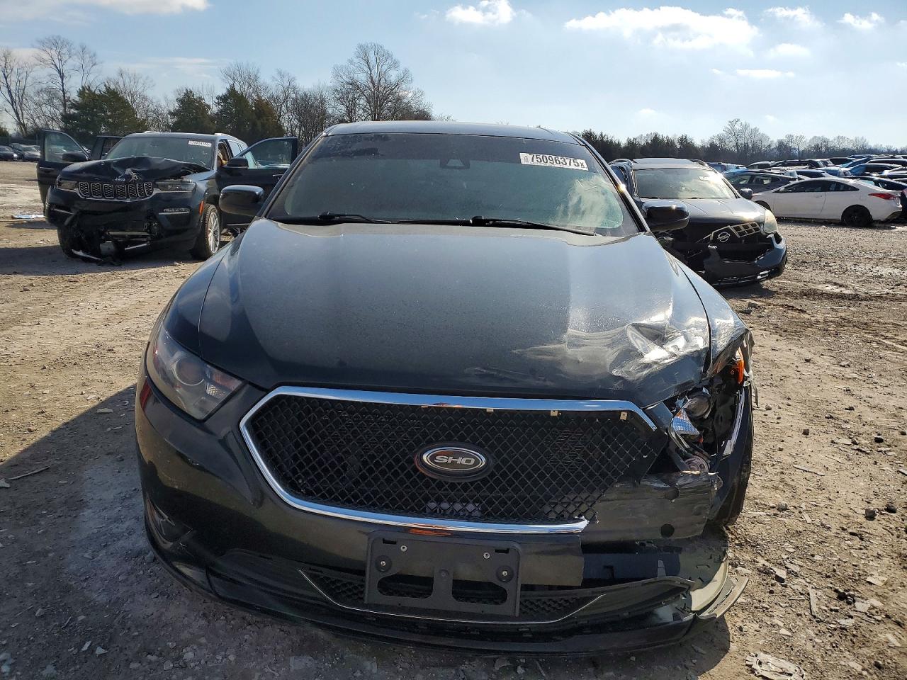 2014 FORD TAURUS SHO photo 5