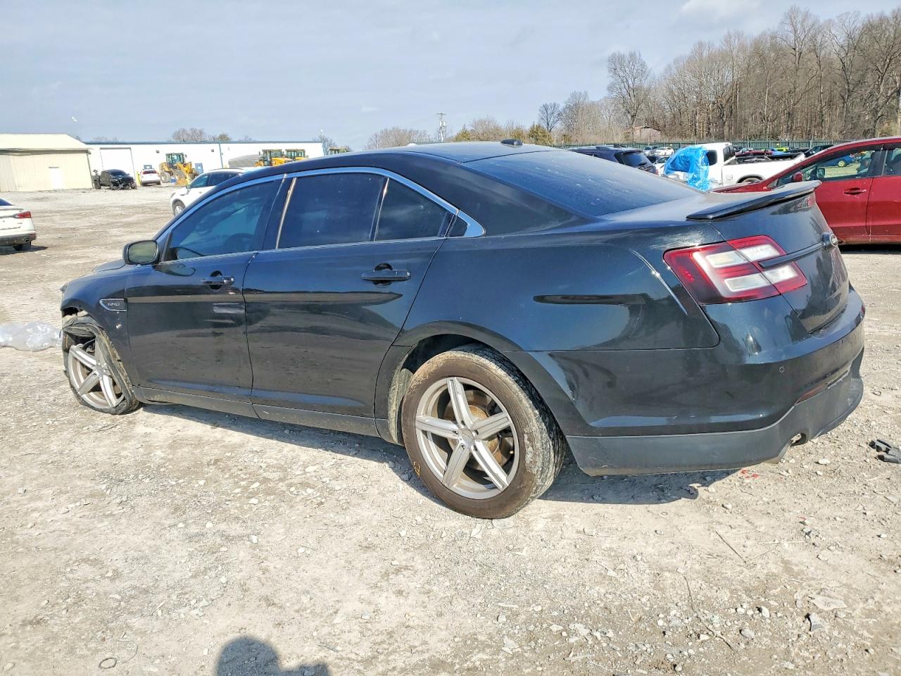 2014 FORD TAURUS SHO photo 2