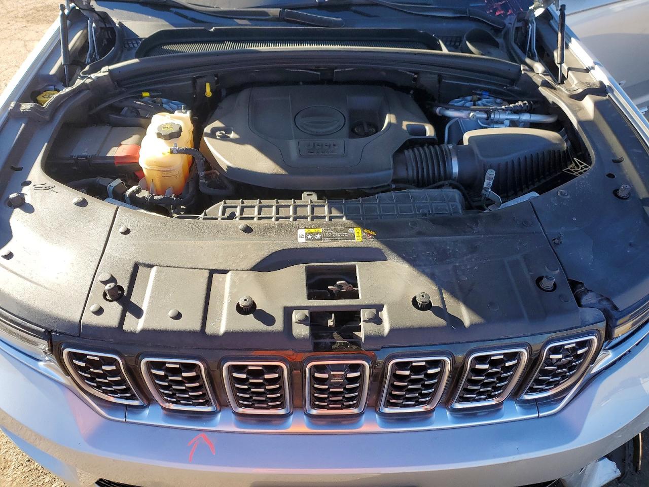 2022 JEEP GRAND CHEROKEE SUMMIT photo 31