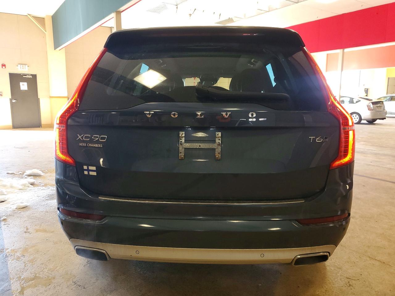 2019 VOLVO XC90 T6 MOMENTUM photo 11