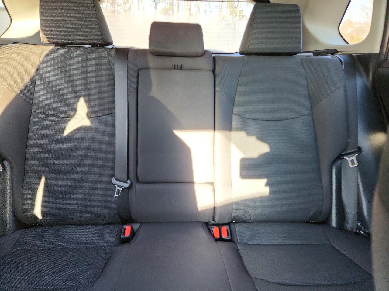 2024 TOYOTA RAV4 LE photo 28