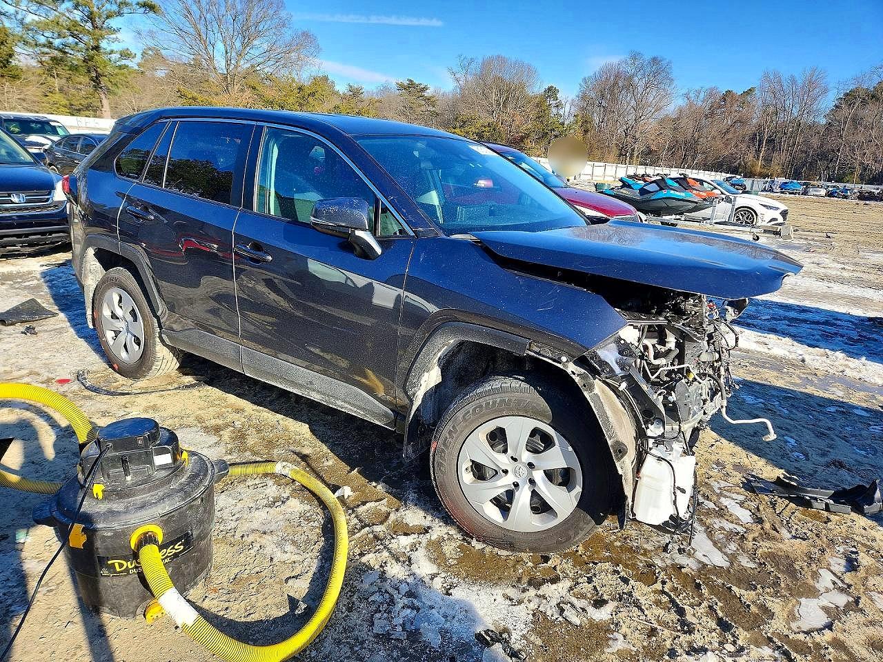 2024 TOYOTA RAV4 LE photo 10